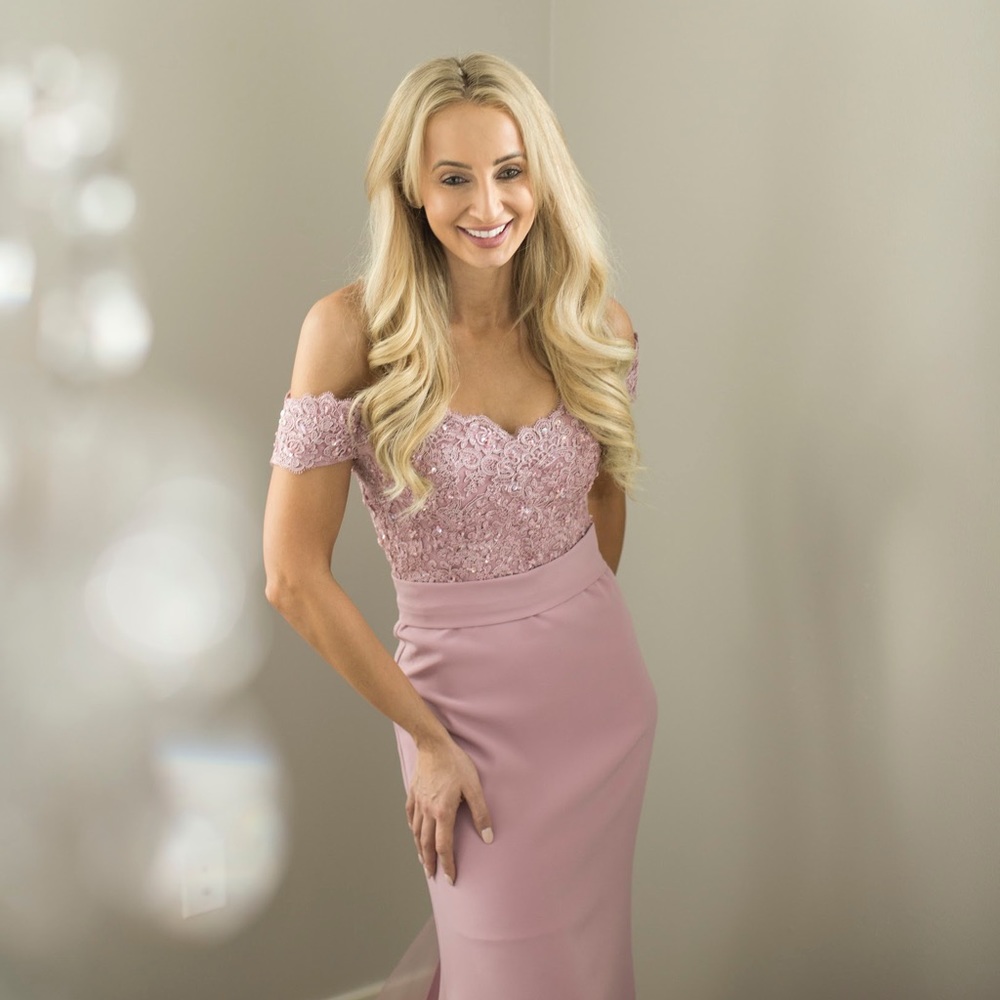 Off The Shoulders Elegant Blush Pink Long Dress - Picture 7 of 8